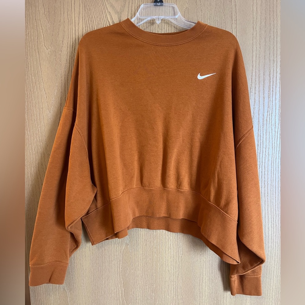 Orange Nike Cropped Crewneck Sweatshirt Size L
